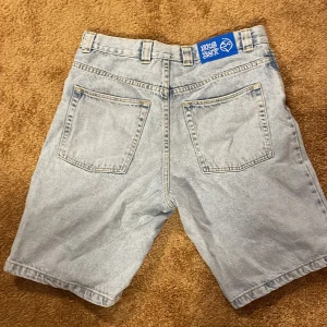 Big boy shorts - Helt nyskick använt 3 gånger, lite skrynkliga men annars jävligt feta.