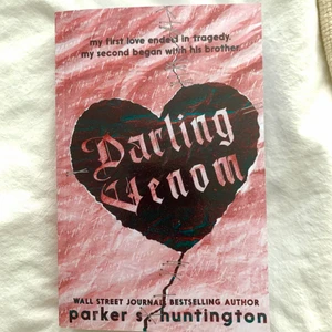 Darling Venom book - Super populär booktok romance book! Handlar om en tjej som blir kär i sin första kärleks äldre bror. Känslosam, smutty och romantisk!  160kr+62kr frakt