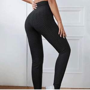 Shein New in Package Black TikTok 3D High Waisted Leggings. Fits XS/S. Polyblend. Happy to bundle. Will gladly take pics/measurements.  No fading, snags, holes, rips. No flaws to note. Smoke and pet free storage space.