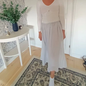 Kjol - Ljusblå  Tags kvar Ny