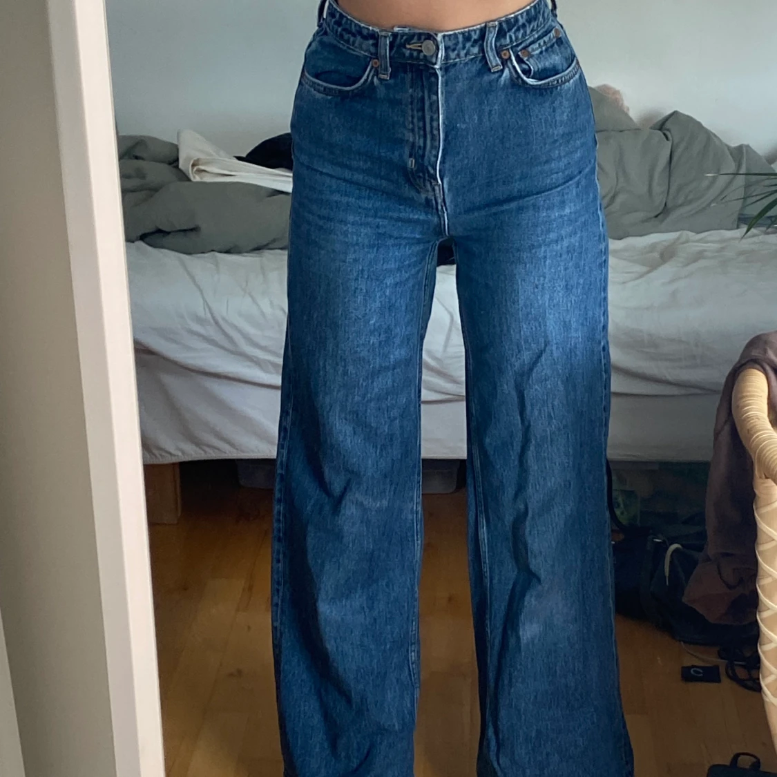 weekday ace jeans i mörkblått 💙