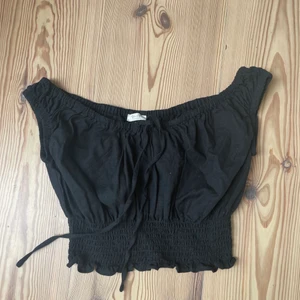 Brandy Melville topp  - Svart brandy Melville topp 💖