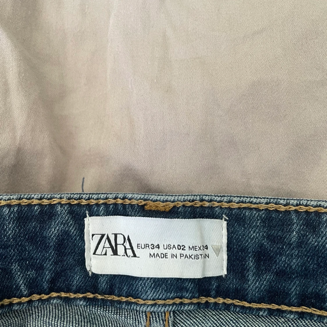 Zara jeans  - 91