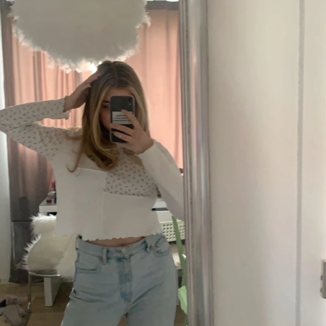 Vit blommig långärmad  - 90