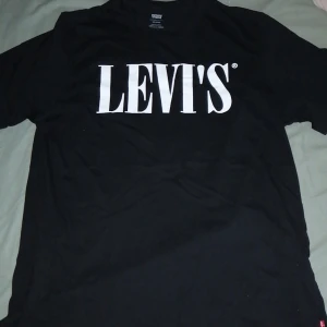 Levis t-shirt - Aldrig använd