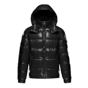 Moncler Maya - Moncler Maya, finns i alla storlekar och färgerna; Rosa, Vit, Mörkblå och självklart svart. Hör av dig vid yttligare frågor eller om mer bilder önskas 📧