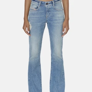 Diesel jeans - Säljer mina oanvända diesel low waist bootcut jeans 👖💖