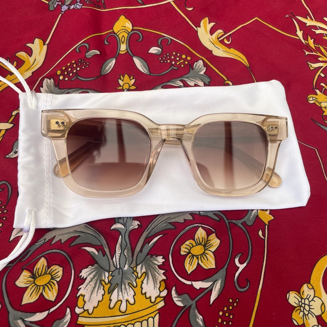 Solglasögon Chimi 04  - 90