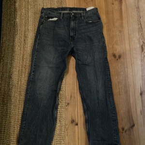 Levis Jeans W36 L32 - Bra skick 