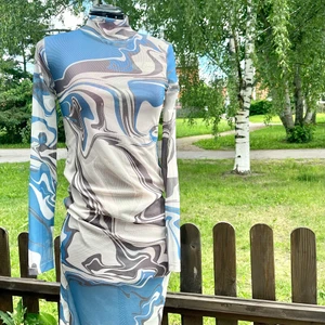 Mesh klänning - Mesh klänning från Gina Tricot! Strl S. Inköpspris 399kr men säljer för 200kr!