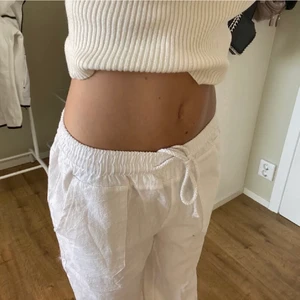 linnebyxor  - linne linkande linnebyxor! Storlek s! budgivning eller direktpris 450kr!