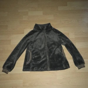 En kofta  - Den är för liten för mig 👍🏻