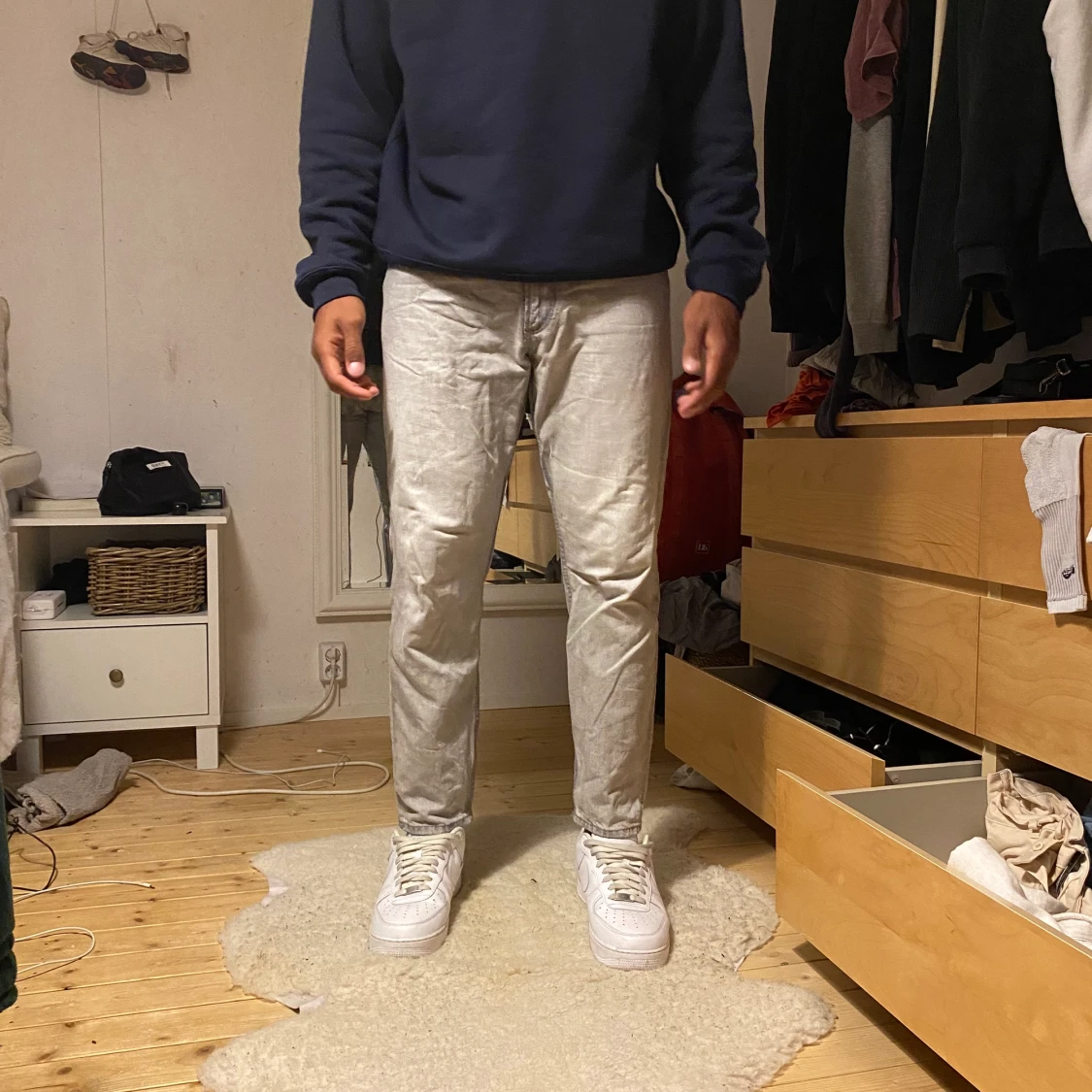 Jeans får mango Eur 44 (pris går att diskutera) - 90