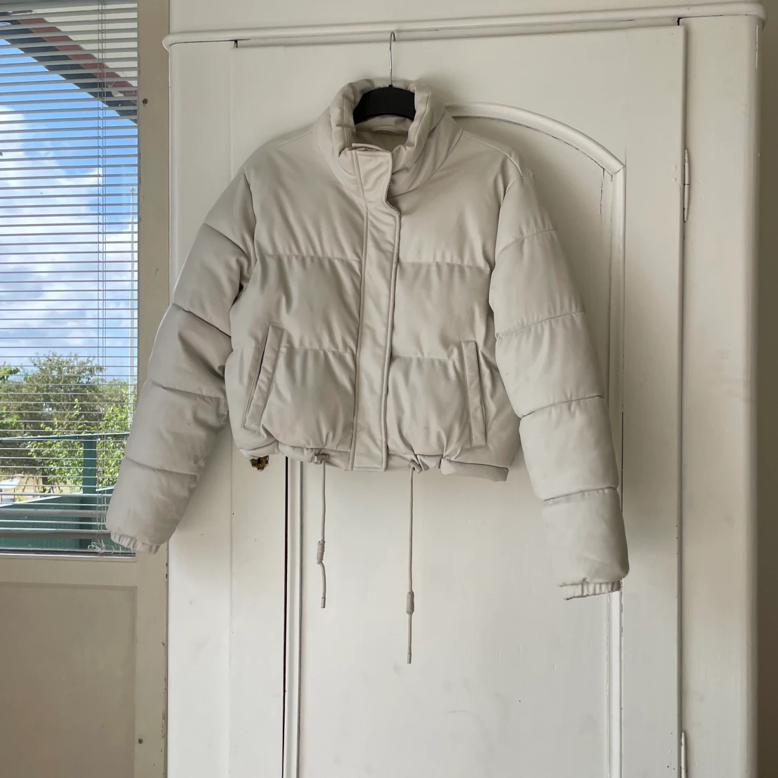 Vit vinterjacka - 90