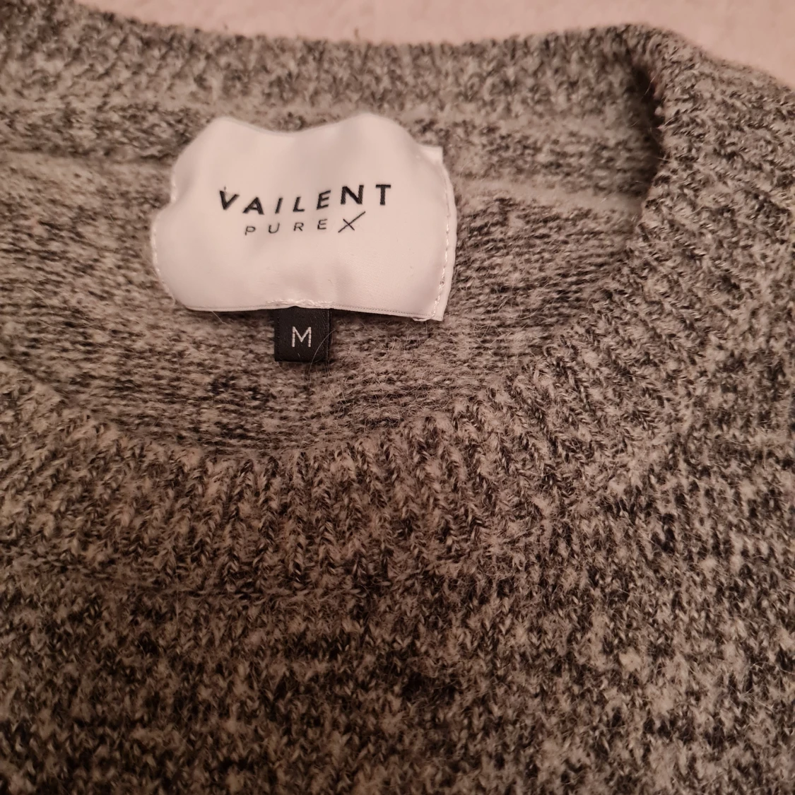 Grå stickad tröja från Carlings - 91