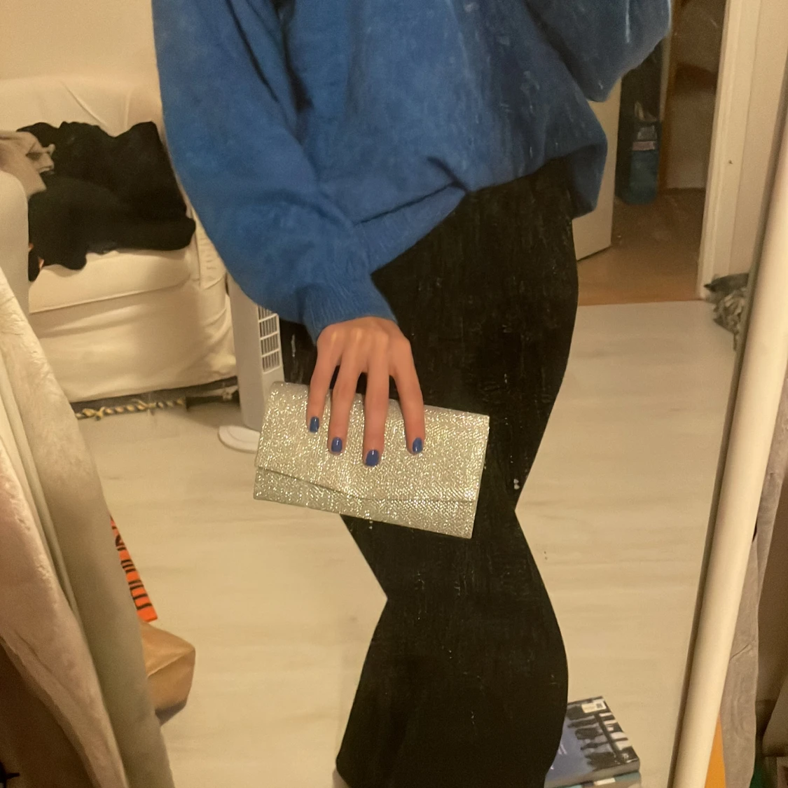 Glittrig väska  - 91