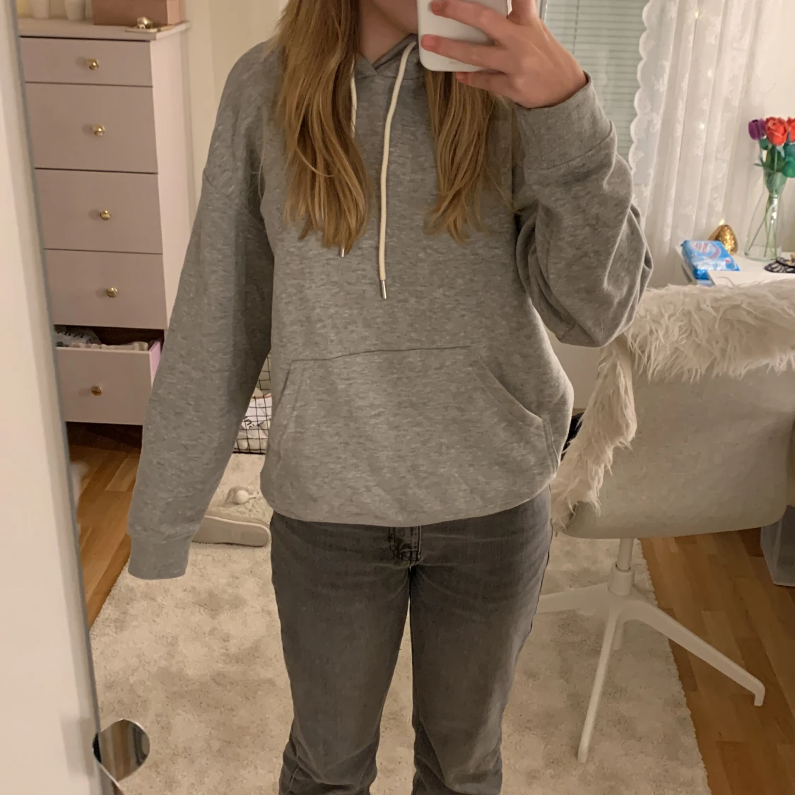 Grå hoodie från h&m - 90