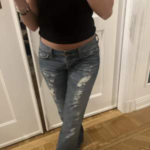 Lågmidjade bootcut jeans köpta second hand🙌🏻