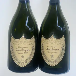 2 stycken champagne flaskor. Dom perignon 0.75l från primaårgången 2008. Priset vardera: 3850kr 