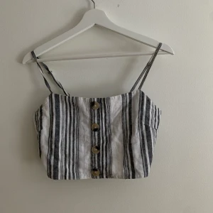 Topp - Topp från Gina tricot :)