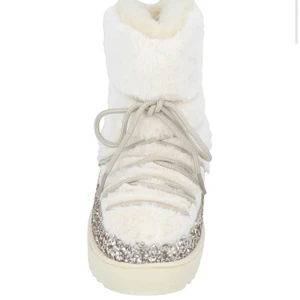 Vinterskor - Jättefina och mysiga!!