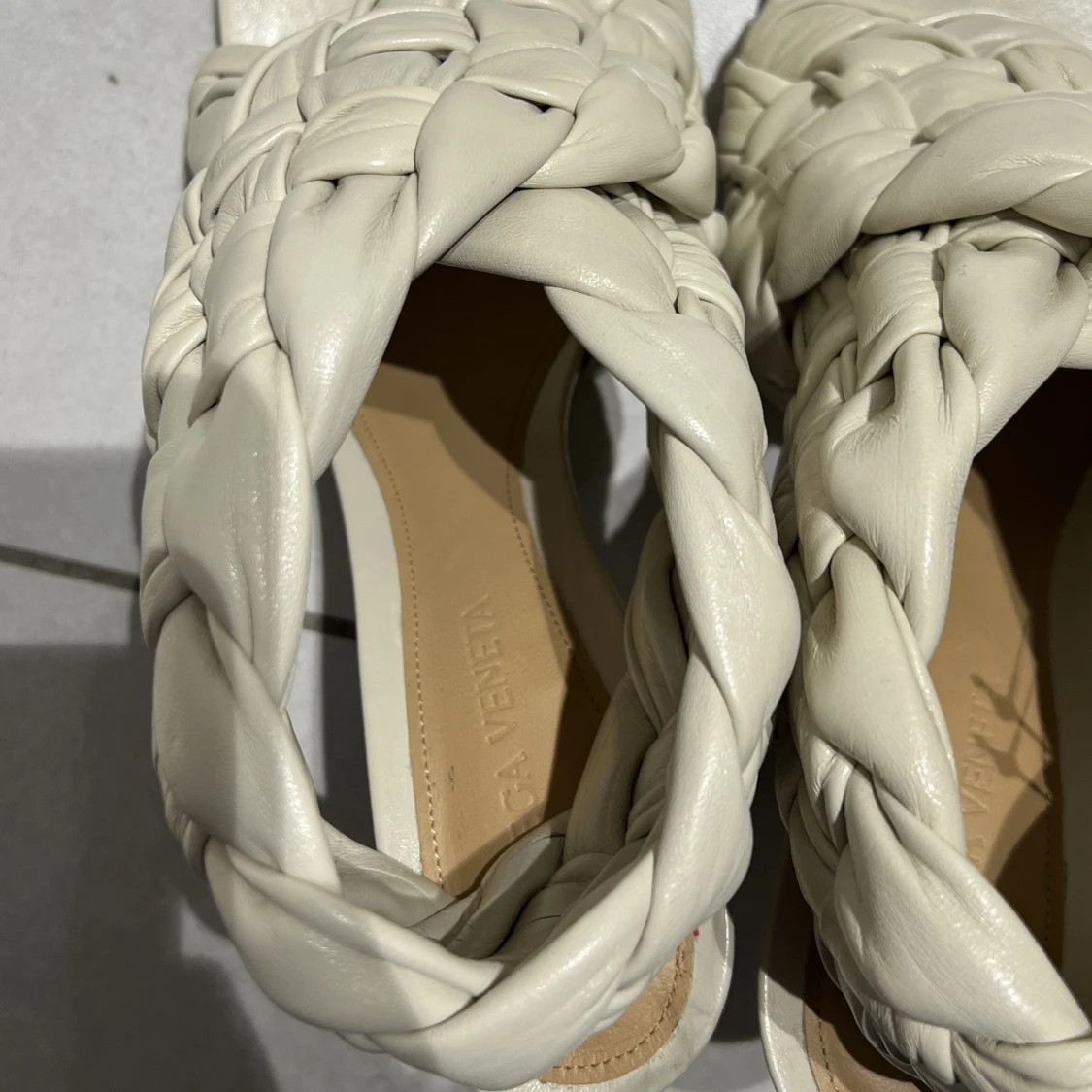 Klackar från Bottega Veneta - använda 1 gång - 91