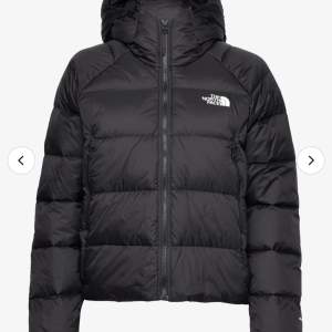 Fin northface jacka, används ej längre då jag köpt en ny.  Modell: Hyalite