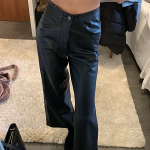 Skinbyxor från lager 157 - Skinbyxkor från lager 157 aldrig använda