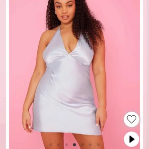 City dress Nelly X Bianca - En blå city dress från biancas senaste kollektion med Nelly. Superfin men tyvärr lite för stor för mig! Storlek 38. Fraktar eller kan mötas upp :) Klänningen är köpt för 499 kr o är oanvänd. Kontakta mig för fler bilder.