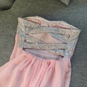 Balklänning - Superfin balklänning strl. 36🤩