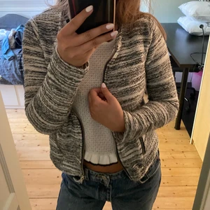 Kofta - Superfin kofta från gina, strl M men är nog mer xs/s❣️❣️