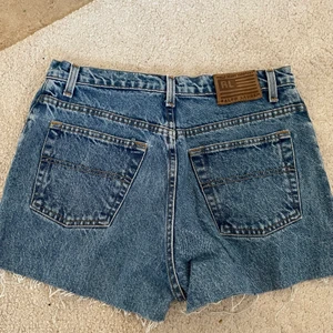 Ralph lauren shorts  - Ralph lauren shorts som blivit för små. Storlek 29 = S/M. Men skulle säga att de också passar XS. Köpren står för frakt  