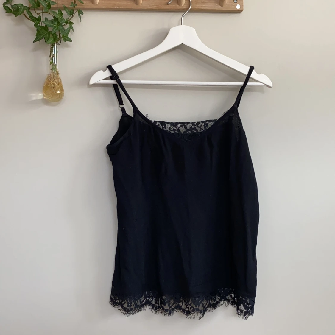 Fint linne med spets