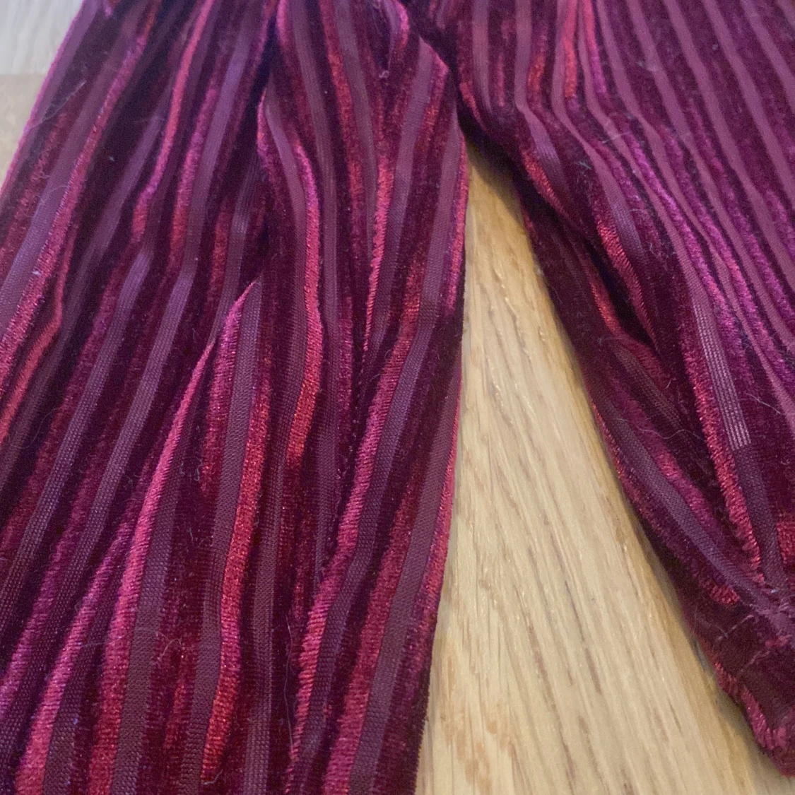 Enaxlad fin tröja i storlek XS - 90