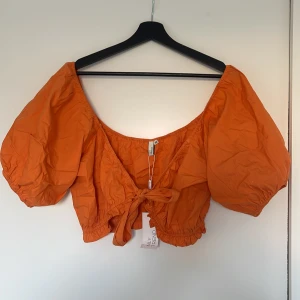 Knyttopp - Knyttopp från Nelly, aldrig använd med prislappen kvar 