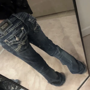 Missme jeans - As snygga! Midjemått 35 innebern 81🫶🏻( SÄLJER ENDAST FÖR ETT BRA BUD)💋💋💋