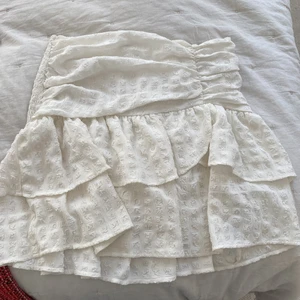 Kjol - Fin sommarkjol från GinaTricot❣️ frakt ingår ej