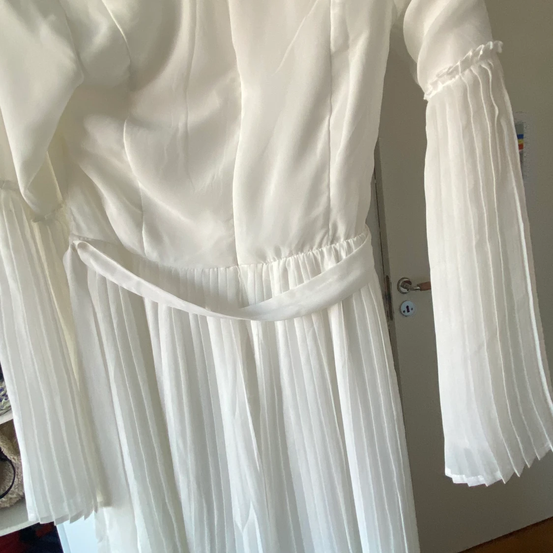 Vit sommarklänning från bubbleroom  - 90