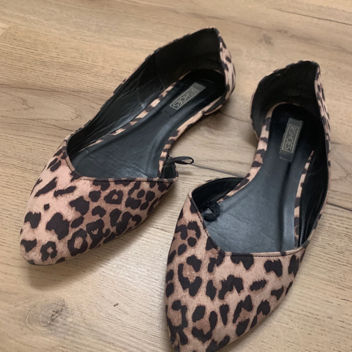 Ballerina leopardmönstrade