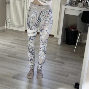 Stronger - Endast testade , köptes för 700kr