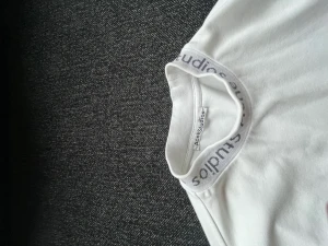 Acne studios tröja - Storlek S Använd sparsamt Nypris 1600kr Mitt pris 500kr