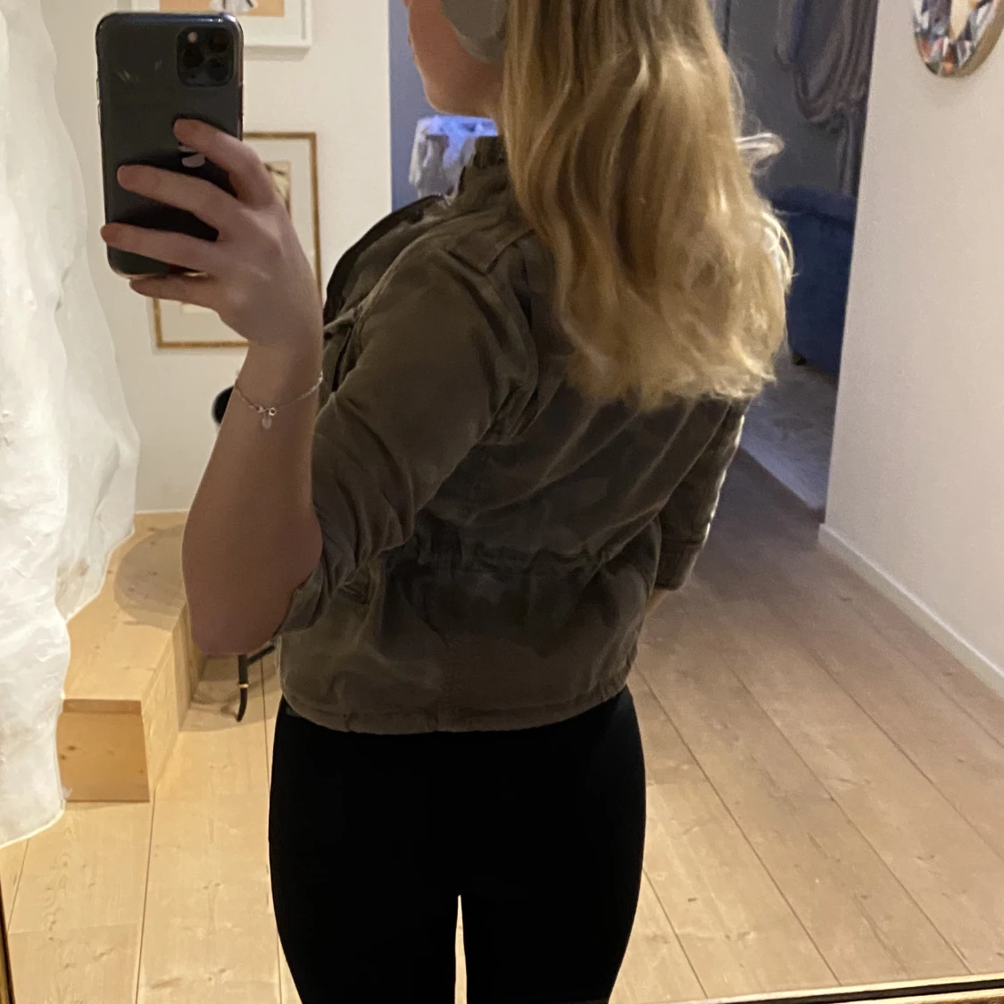 Kortärmad jacka  - 91