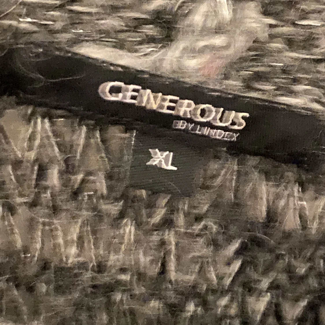 Stickad polotröja  - 91