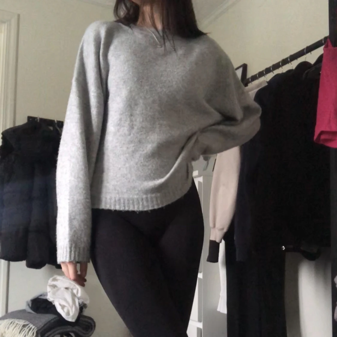 Grå stickad tröja - 90