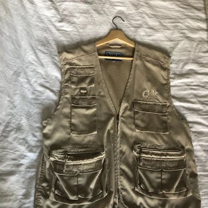 Väst  - Väs, storlek M