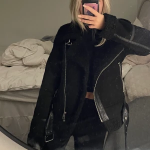 Zara jacka - Köpare står för frakt ❤️
