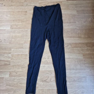 Gravidbyxor strl L - Leggings för gravid, strl L.