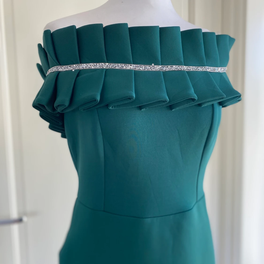 Helt ny festklänning  - 90