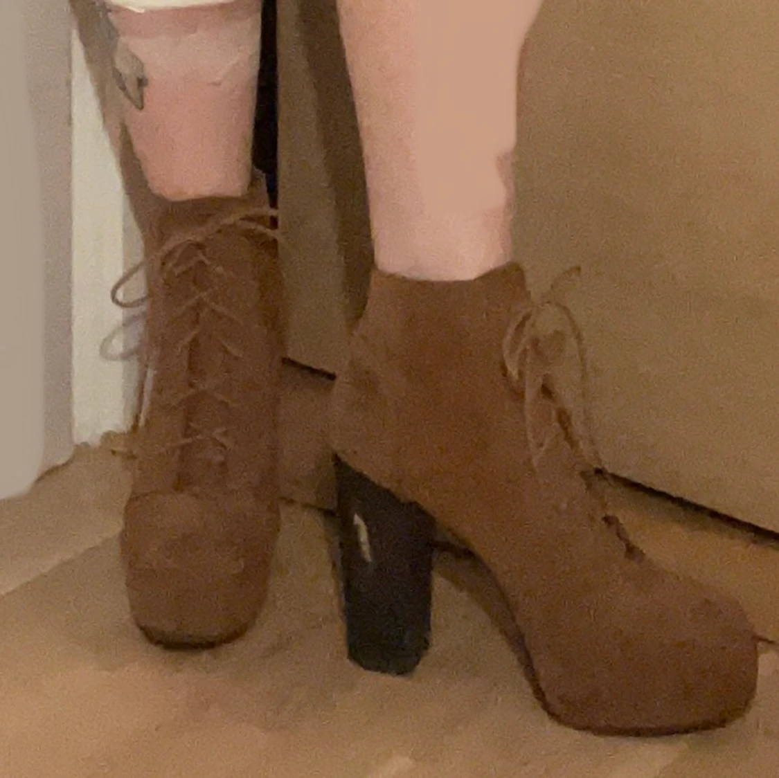 Bruna Klackar mocca - 90