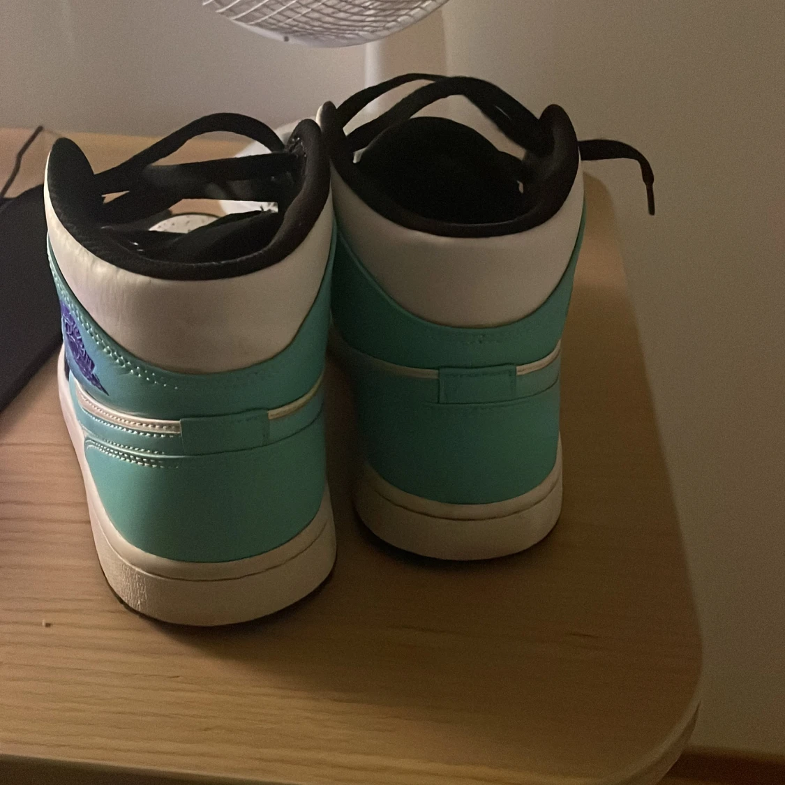 Jordan 1 mid igloo - 90